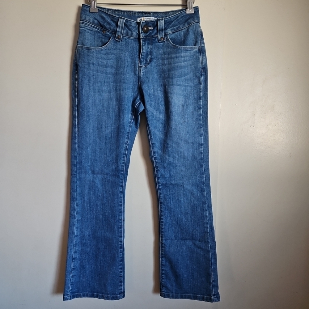 Lee Perfect Fit Just Below The Waist Jeans Stretch Bootcut Med Blue Wash Sz 4P